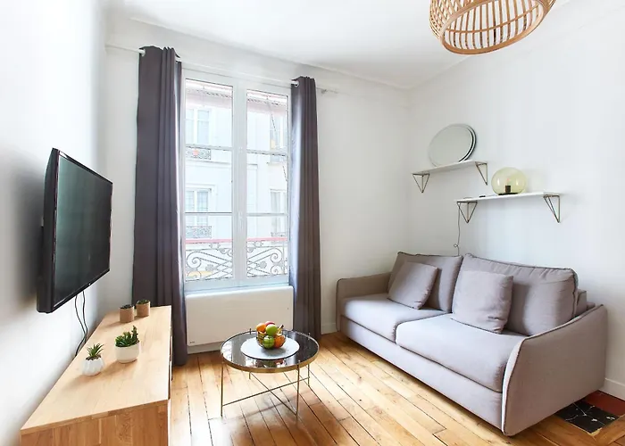 アパート 1br Near Moulin Rouge パリ